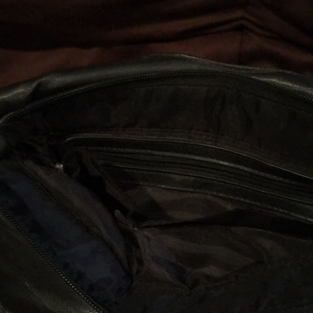 Purse - Picture 2 of 2